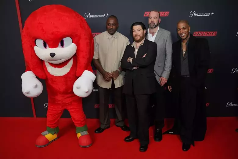 Speaking at the red carpet premiere, Idris Elba says it's "a dream" to voice Knuckles
