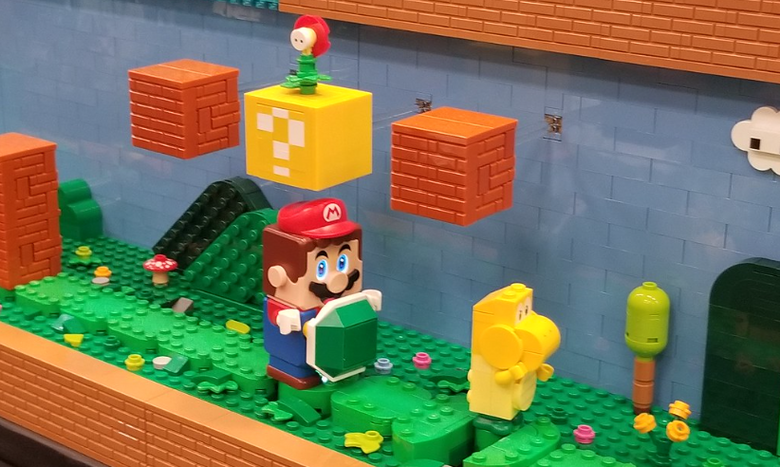 Lego fan builds motorised Super Mario Bros. level with 12,000 bricks