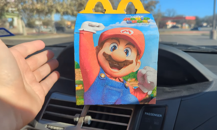 McDonald's Happy Meal (Super Mario Bros. movie-themed) unboxing