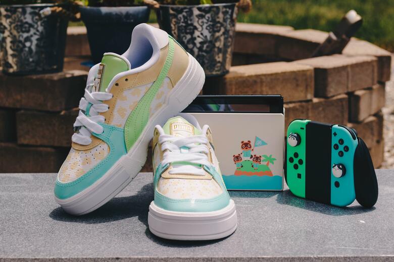 Animal Crossing fan makes a gorgeous pair of custom-painted sneakers