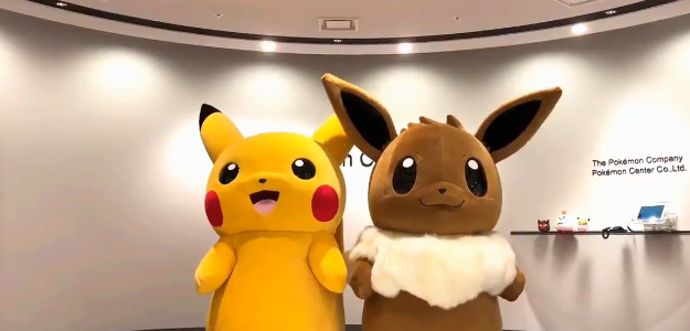 Pokemon Co. shows off their brand-new Eevee mascot costume.